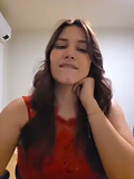 MiaRides19n Webbikameraesitys