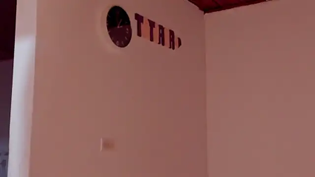 AlisonJaimes live XXX chat