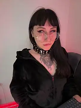 Онлайн чат XXX Ravenna666_