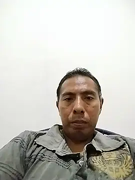 desnudo_Sexoxo Adlı Modelin Web Kamerası Şovu