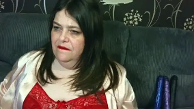 HousewifeMilf_Courtney Adlı Modelin Canlı XXX Sohbeti