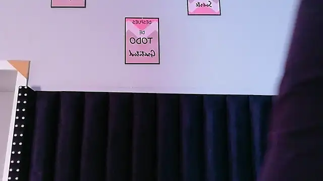 แชท XXX สดของ hotlatinateacher