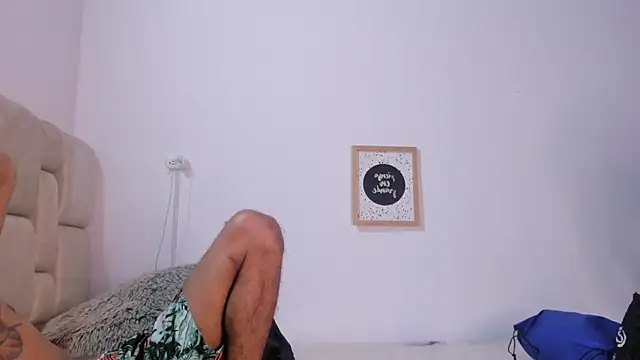 Chatroom XXX en direct de Latin_Pleasures