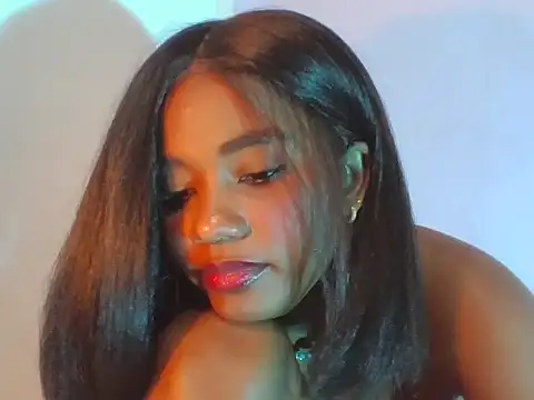 Behla_Rouseh3_: онлайн-секс-чат