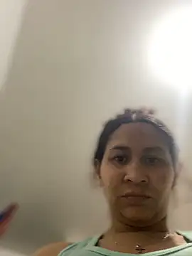 Chat +18 de Carola-Ross ao vivo