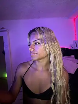 andyy_x Adlı Modelin Canlı XXX Sohbeti