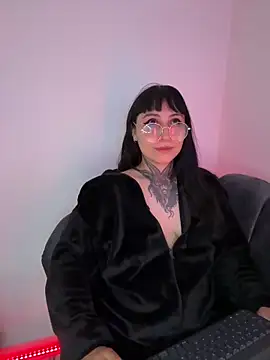 Ravenna666_ live XXX chat