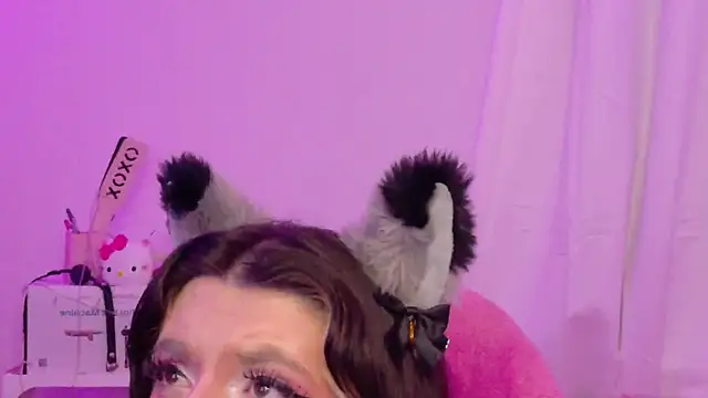 XXX chat uživo modela Sachi_Meow