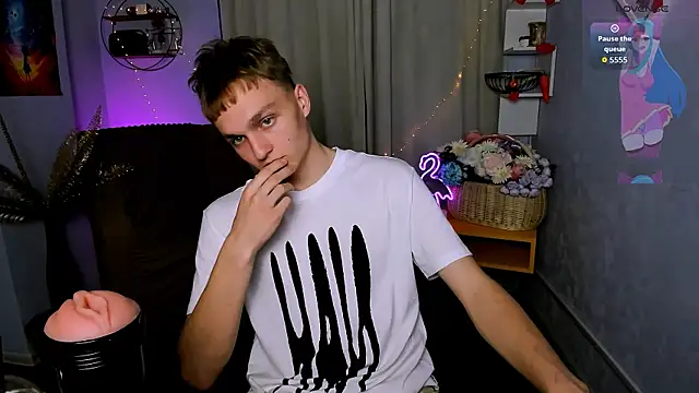 دردشة john_lik الجنسية المباشرة