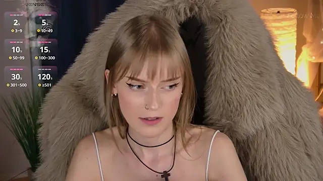 KiraMontoya: онлайн-секс-чат