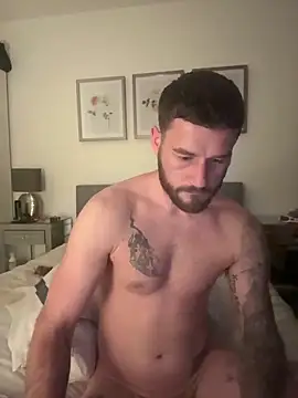 letsgetnaughty7のウェブカメラショー