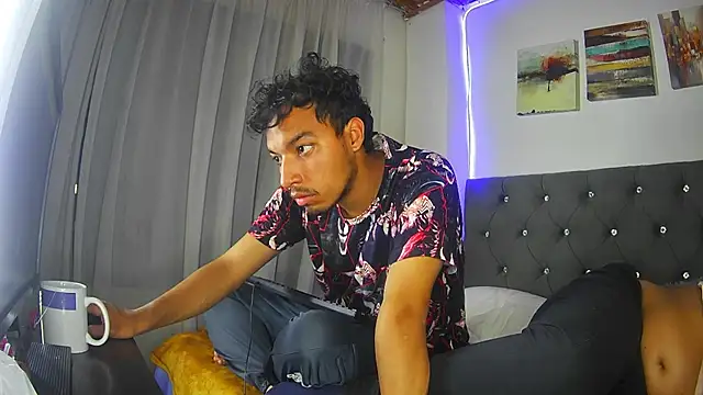 naughtycouplex_ Live XXX-Chat