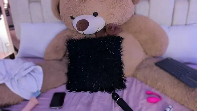 RaquelleValmont Webcamshow