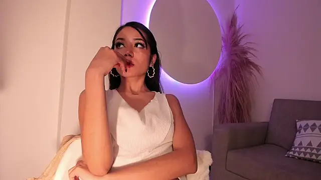 Mila_jenner élő XXX-chatje