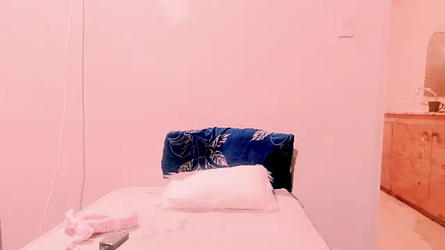 EROTIC_FAY live XXX chat