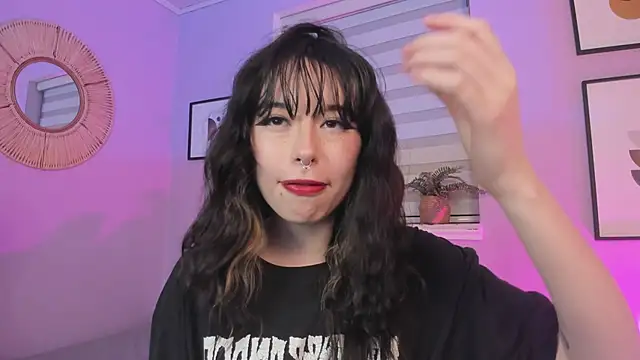 _Judaline_ – Live XXX-chat