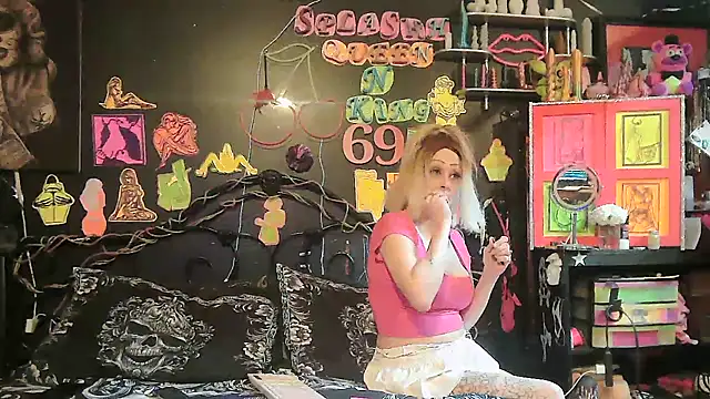 Splash_Queen420 Chat XXX in diretta