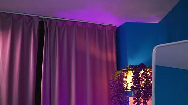 Show modela ElyssawetXX na web-kameri