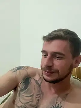 MikealemaoのライブXXXチャット