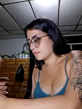 old_soul_and_young_spirit Adlı Modelin Canlı XXX Sohbeti