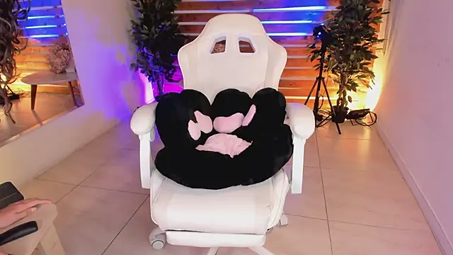 Chatroom XXX en direct de Sapphire_Venuss