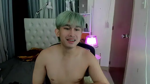 Chat +18 de davincihugecock ao vivo