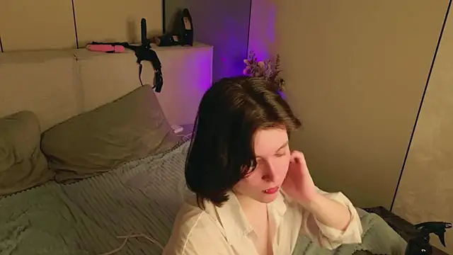 Milana_Bold Adlı Modelin Canlı XXX Sohbeti