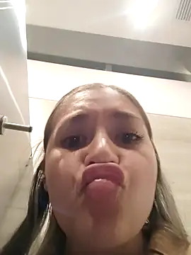 عرض كام alana_69