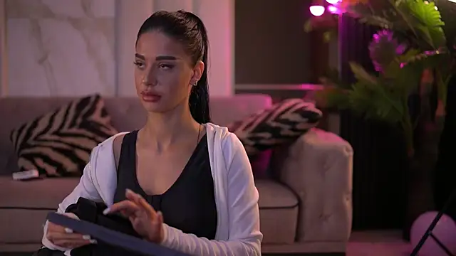 ArinaCarter Webcam show