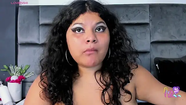 Jessica_Beltrann élő XXX-chatje