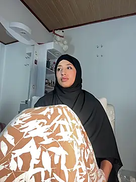 adila_anich's Live XXX Chat