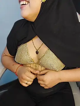 Elinaax: απευθείας συνομιλία ΧΧΧ