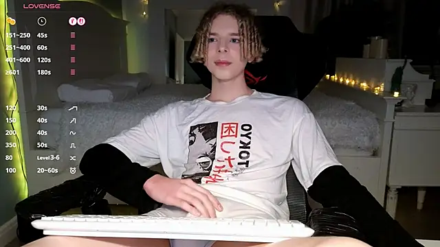 XXX chat uživo modela Kudi_Minnt