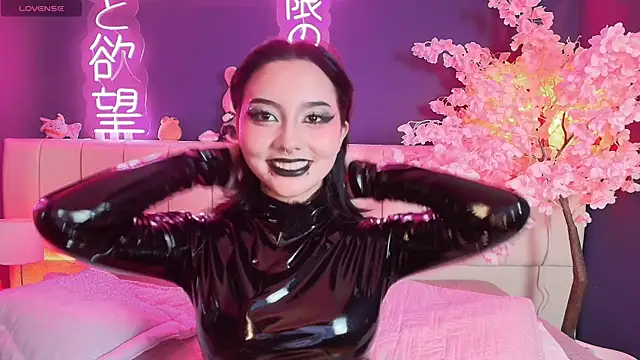 Czat XXX na żywo – Shizuko_