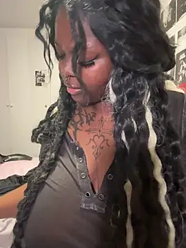 Chat XXX en directo de Nyla_xox