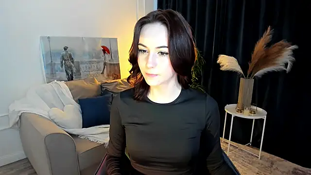 Chatroom XXX en direct de MakeYoueHappy