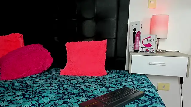 Chatroom XXX en direct de Natalye_23