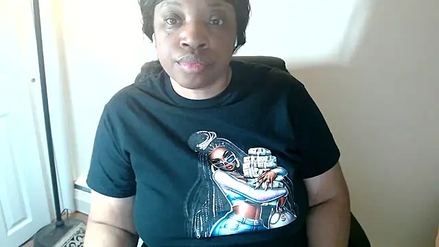 Chatroom XXX en direct de Sexymona1218