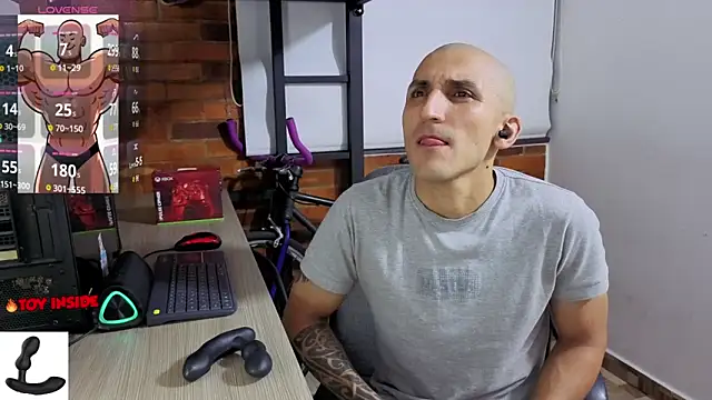 Marck_Muscle Adlı Modelin Web Kamerası Şovu