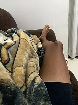 Show de Morenolatino881 na webcam