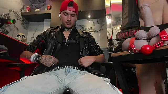 Chatroom XXX en direct de AlecBanne