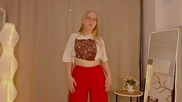 AlicaCohill: διαδικτυακό σόου στην κάμερα