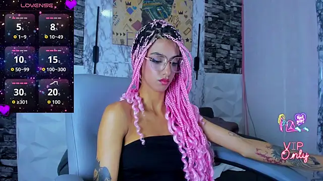 Chatroom XXX en direct de Queen_Cuarxxo
