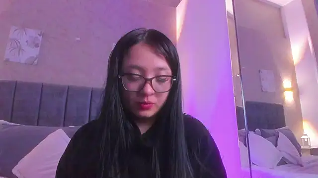 Lunaa_bellaaのライブXXXチャット