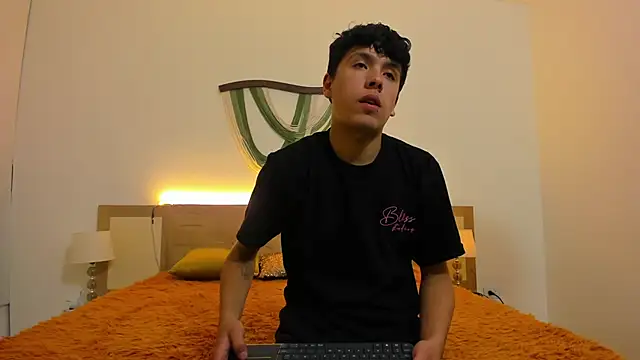 hoot_booys_のライブXXXチャット