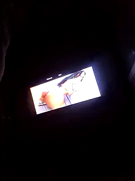 ctguybj: διαδικτυακό σόου στην κάμερα