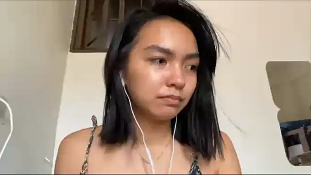 NoreenPierottiのライブXXXチャット