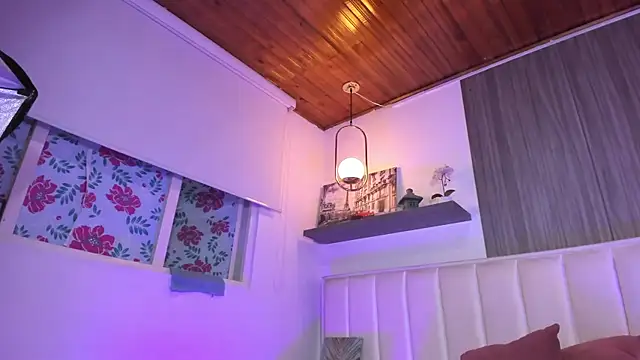 Živý XXX chat miel_gomez