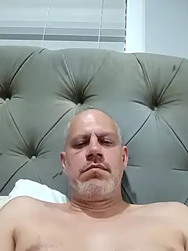 gpjr80 Show in webcam