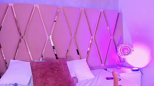 Emily_Black1 Obrolan Langsung XXX